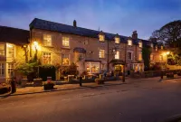 The Bull Hotel Hotels in Lechlade