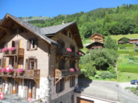 Hotel Suisse Hotels in Champery