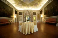 Palazzo Tucci Residenza d'Epoca