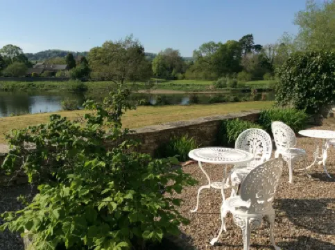 Aberllynfi Riverside Guest House Hotels in 