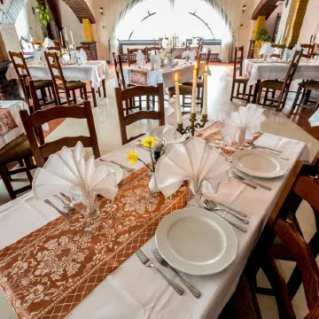 Kompleks Hotelowy Logos