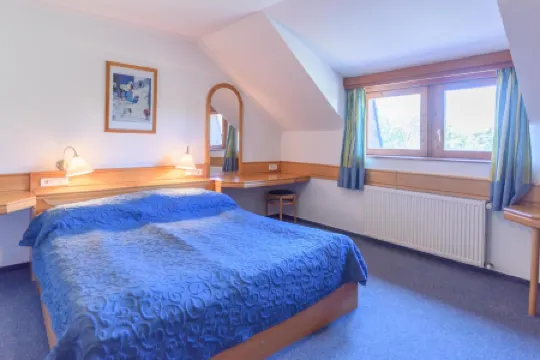 多布穀馬耶爾俱樂部高級酒店