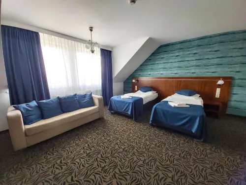 Hotel Azyl