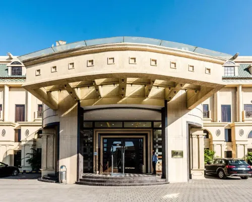 Golden Chariot Vasai - Hotel and Spa Hotels in Vasai