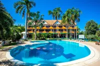 เดือนฉายรีสอร์ท