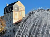 Hôtel Foch Hôtels à : Tarbes
