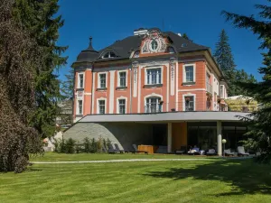Wellness & Spa hotel Villa Regenhart