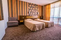 Izola Paradise Hotel - All Inclusive Các khách sạn ở Sunny Beach