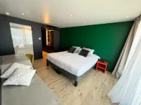 Hotel & Spa Marina d'Adelphia Hotels near Aix-les-Bains-Le Revard Station