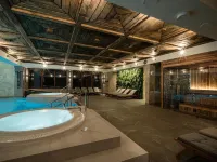 Hotel Zamek Ryn Hotele w: Ryn