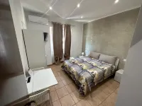 Mondo House