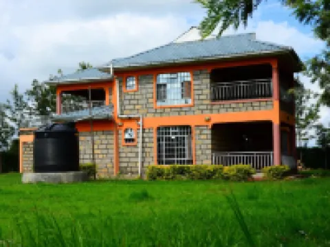 Serian Vacation House Hotels in Narok Town