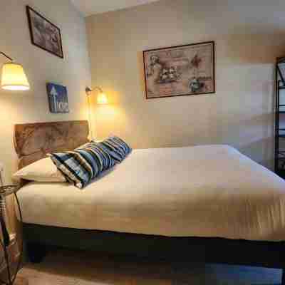 Logis Hôtel Lafayette Rooms