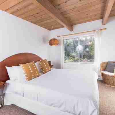 The Shoreline Tofino Rooms