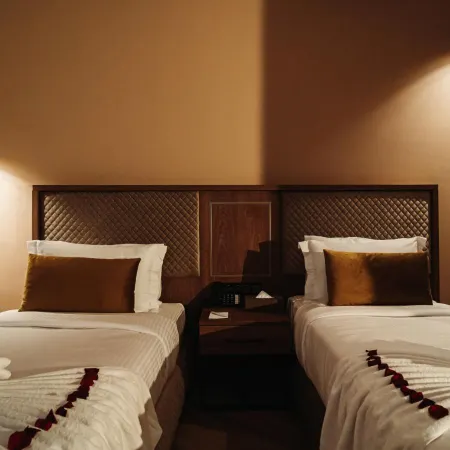 City Hotel by Waves