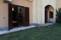 Roma 2 Apartment - THE V Collection فنادق في 