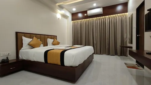 Hotel Grand Lushwood