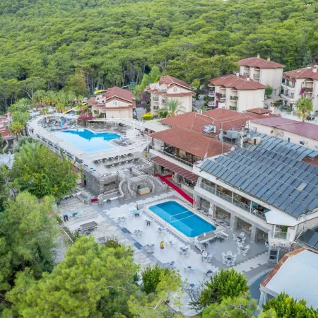Nicholas Park Hotel