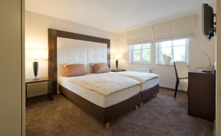 Hotel Landgasthof Bären Отели в г. Тунинген