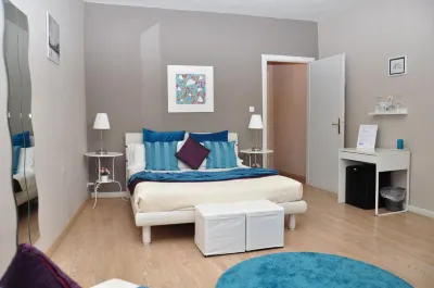 At Home Bed and Breakfast Hotels in Lucca