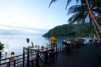 Salad Beach Resort - Spa