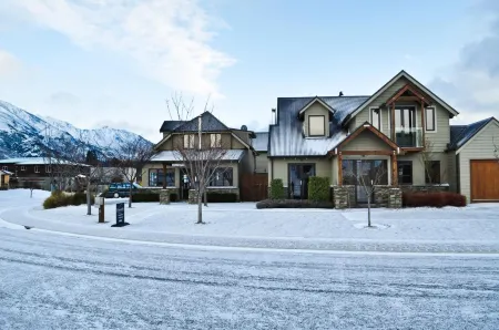 Wanaka Luxury Apartments
