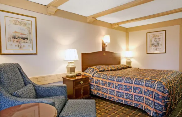 格林斯堡騎士酒店