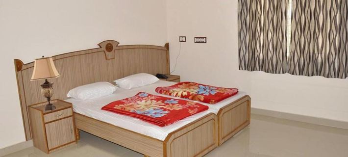 Chill Breeze Resort Hotels in Yercaud