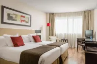 Hotel Asset Torrejón - Parkplatz