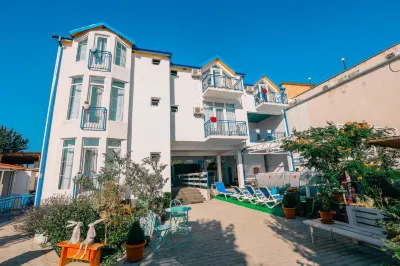 Laguna Beach Club Bazaleti Lake Các khách sạn ở Akhalubani