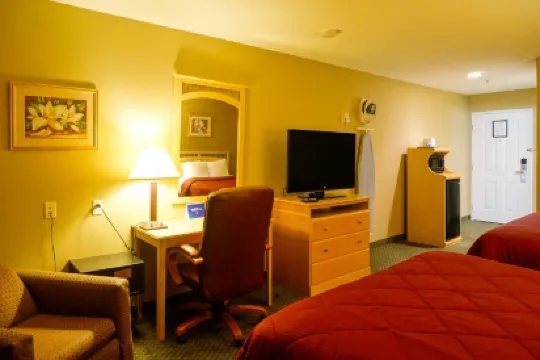 蘭普萊特套房酒店