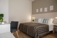 Club Hotel