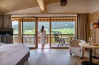 Alpine Nature Hotel Stoll