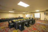 Gateway Hotel & Apartments
