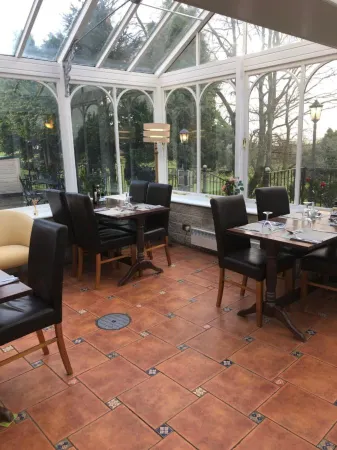 The Dog & Partridge Country Inn