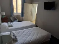 Hôtel des Cymaises Hotels in Montbard