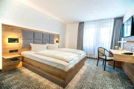 Ringhotel Schlossberg Отели в г. Цойленрода-Трибес