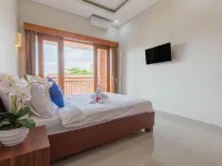 Candra Loka Studio & Apartment by The Loka Hotels near Cokroaminto
