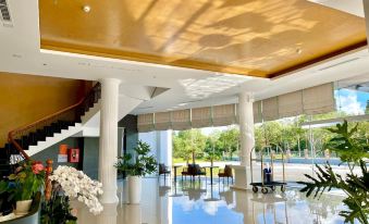 The Hub Hotel Near Phu Quoc Airport and Harbor