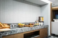 Luuks Luxury Accommodation - breakfast