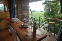 A Thía Homestay