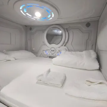 ジャスト ホステル カプセルズ アリカンテ駅周辺のホテル