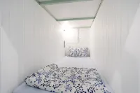 Capsule Hostel and Thai Traditional Bath Bangkok