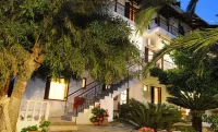 Margarita Apartments