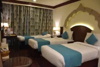 Vesta Sapphire Jaipur - A City Center Hotel - vue sur la montagne