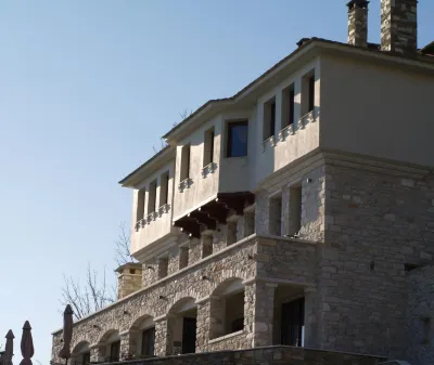 Archontika Karamarlis Hotel di 