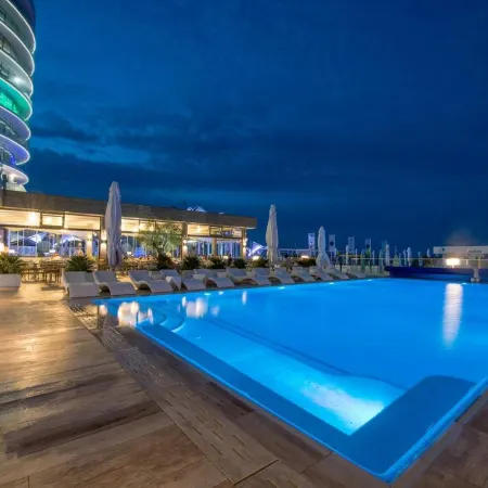 Hotel Opera Mamaia