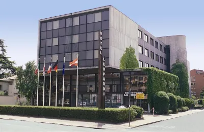Hotel Leopardi Отели в г. 