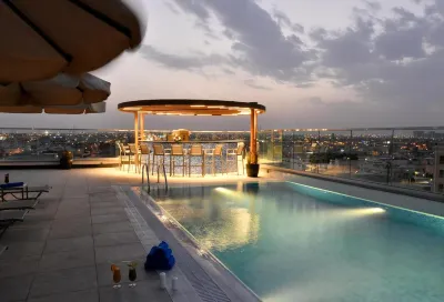 فندق جولدن توليب الرياض Hotels near الأندلس سكوير