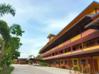 Khwanruen Fishing Resort - Mountain view